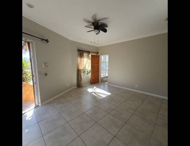 2 BEDROOM FREEHOLD FOR SALE IN OAKDENE